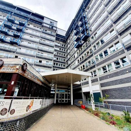 Charming 1-Bedroom Apartment In Woolwich Londyn Zewnętrze zdjęcie